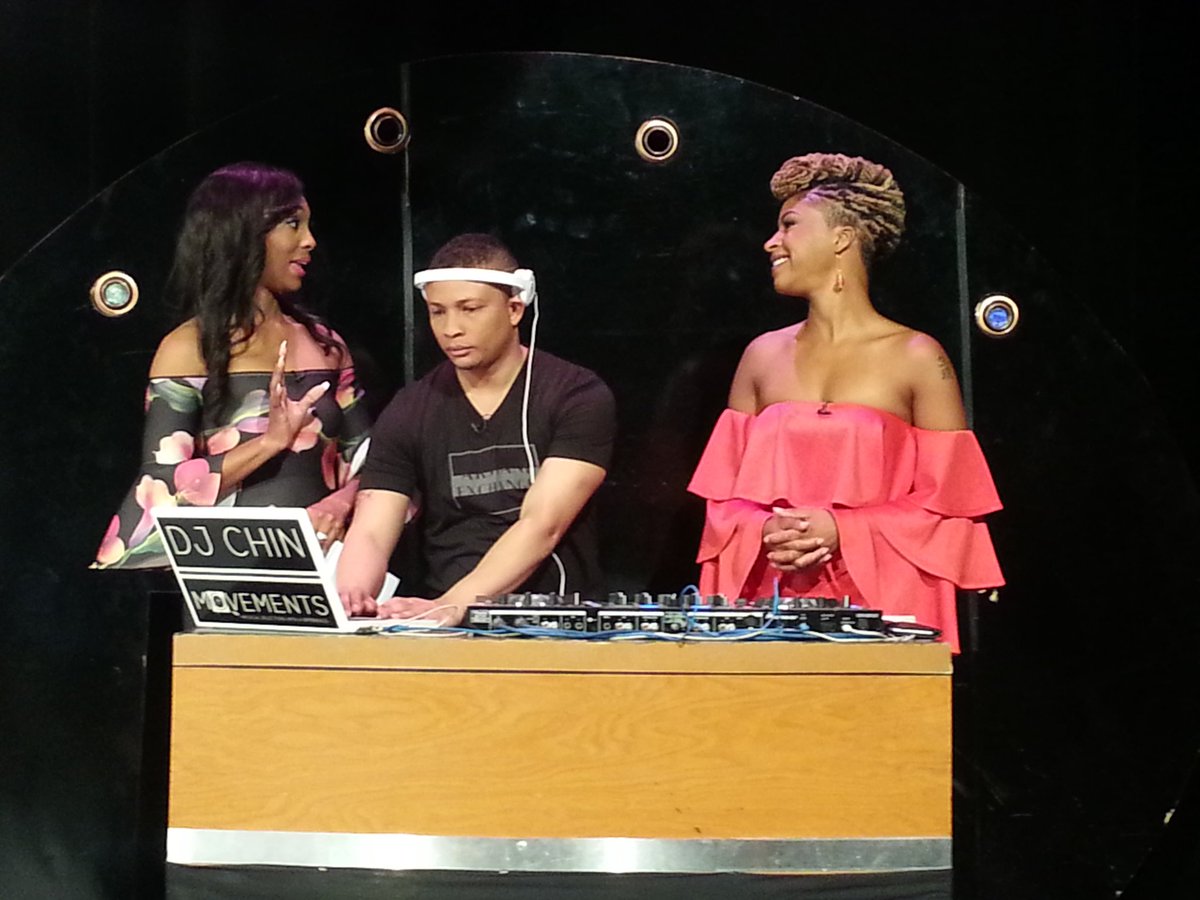 Now: Christmas Storytime with <a href="/SakinaOdeer/">Sakina</a>, @DivaNikkiZ and Dj Chin Movements