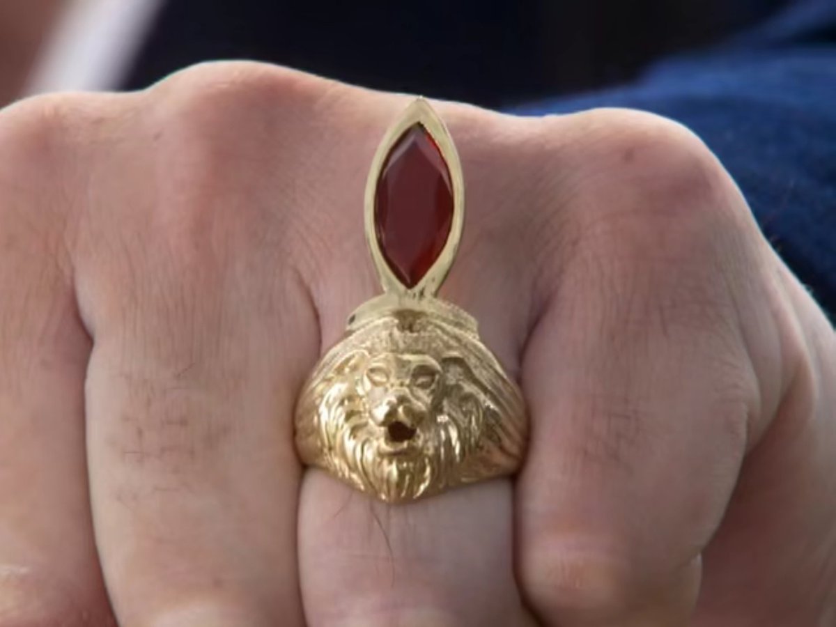 098 I) プロップ レプリカ ウルトラマンレオ レオリング INSPIRE