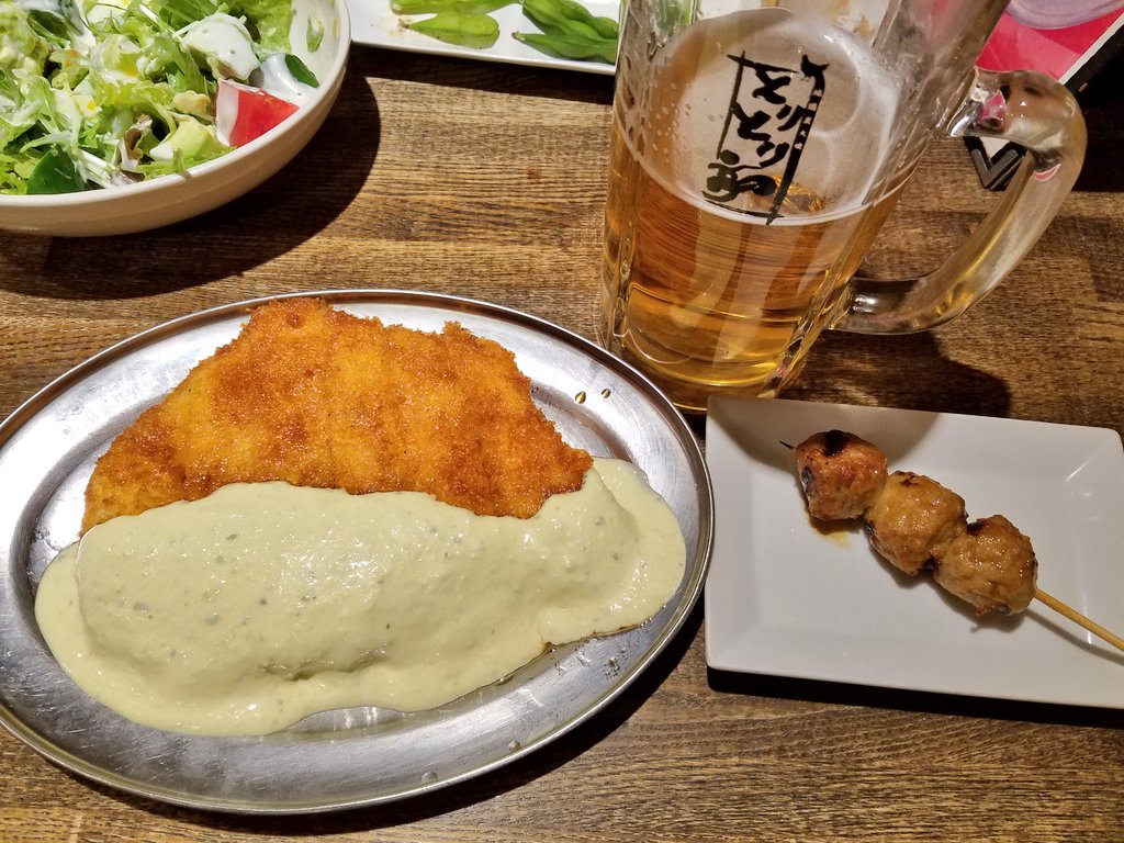 Tupera Tupera A Twitter 駅弁5時間我慢してよかった 豊橋着 とりとり亭のチキン南蛮とつくね 美味しい