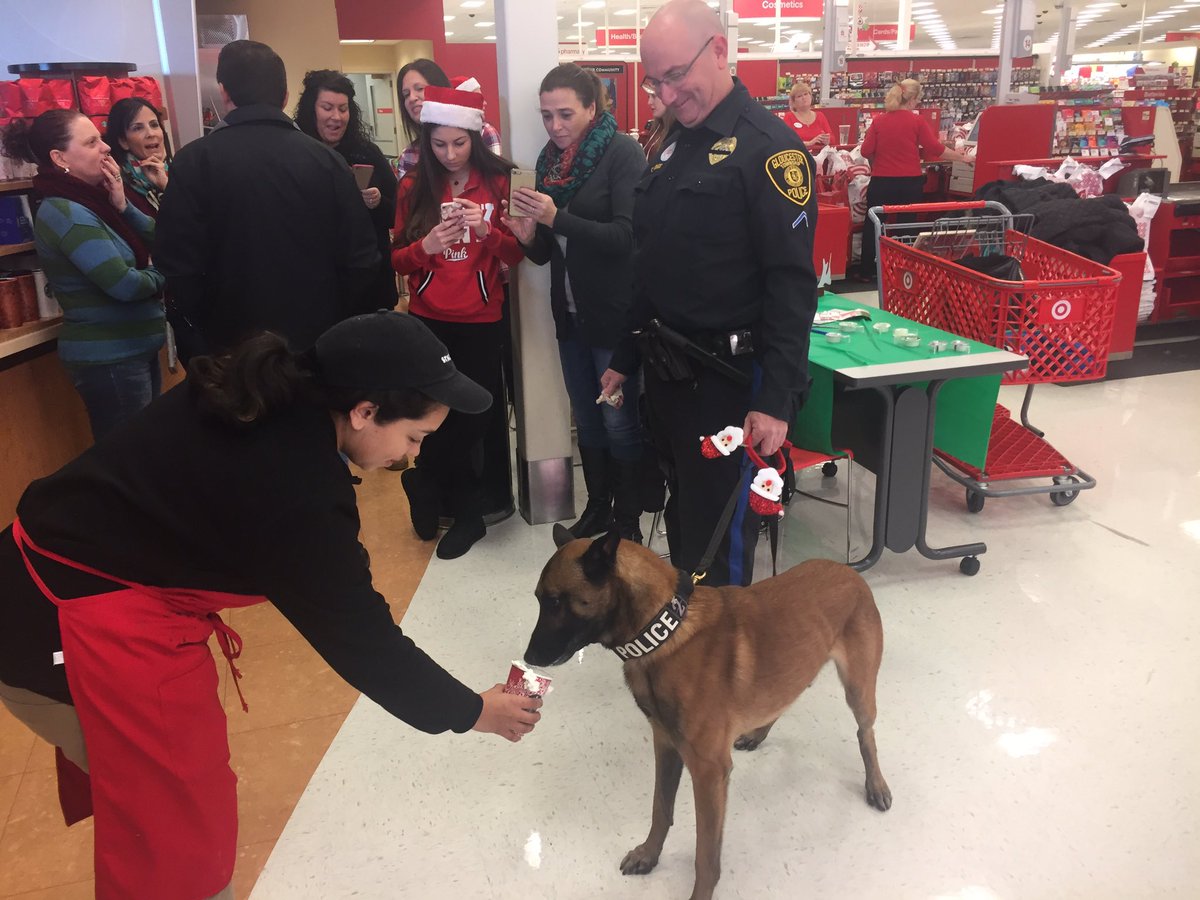 #GTPD K9 Arrow gets a holiday treat from Starbucks.