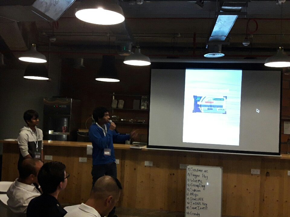 GlassQube's tweet photo. #AugmentedReality + #fintech - edge #technologies at @SW_AbuDhabi from team AR.Go. @EntMagazineME @IncArabia https://t.co/iYQLkoppbY