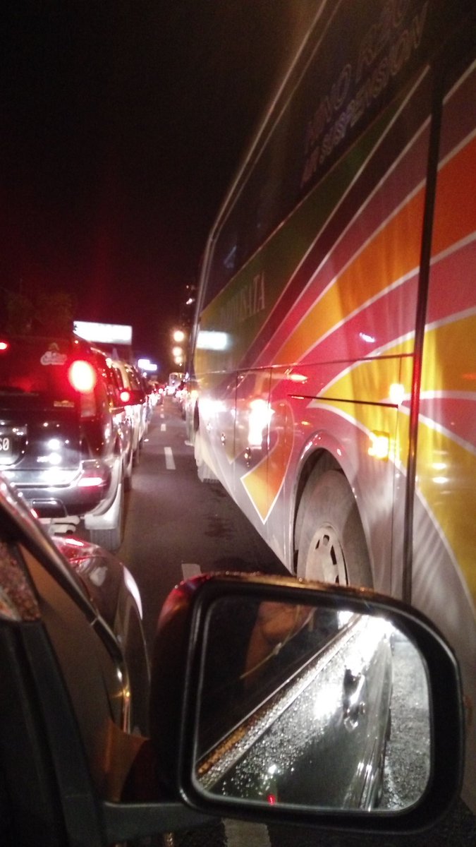 kondisi lalin jl. raya randuagung arah lawang <a href="/e100ss/">Radio Suara Surabaya</a>