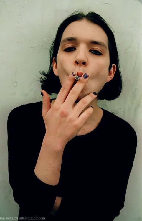 Today is the birthday of the talented and professional musician Brian Molko. Congratulations! #brianmolko #placebo
