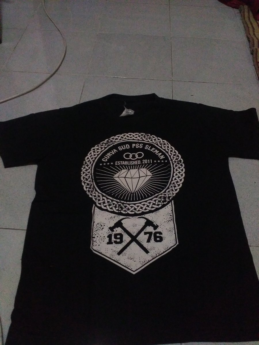 YacobusSaputra's tweet photo. Borongan 120k, kontak liat bio
#Jeparapart2 #grudukjepara  #UGD @UltrasPSS_1976 @SouthSide_1976 https://t.co/AKVK1hSlq8