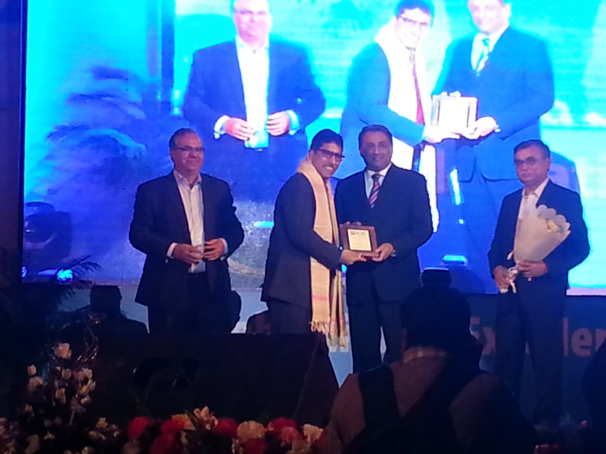 prabhakarl's tweet photo. Heartiest congratulations @PrabirJha for the Distinguished Alumnus Award https://t.co/jPJVsi3RaM