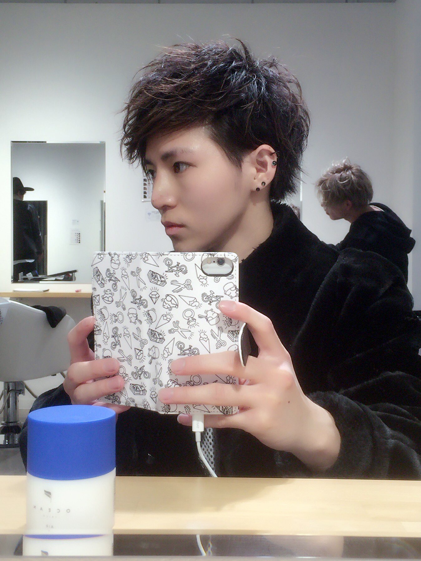 もるさん/SNS総フォロワー日本一美容師 (@TheMorusaism) / Twitter