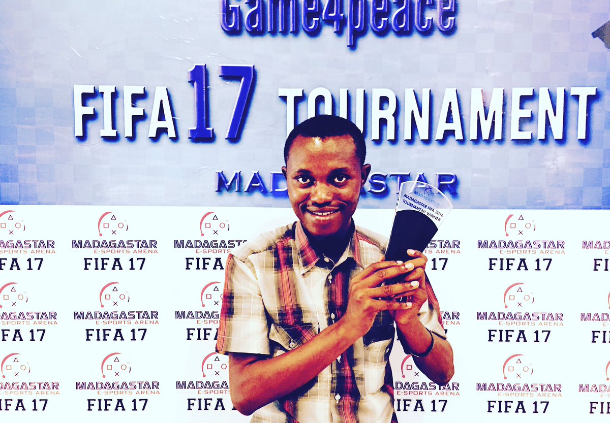 madagastargh1's tweet photo. #CHAMPION
#WINNER
#PEACEFUL
#Game4peace
#FIFA17 https://t.co/hh7kH1y5uC