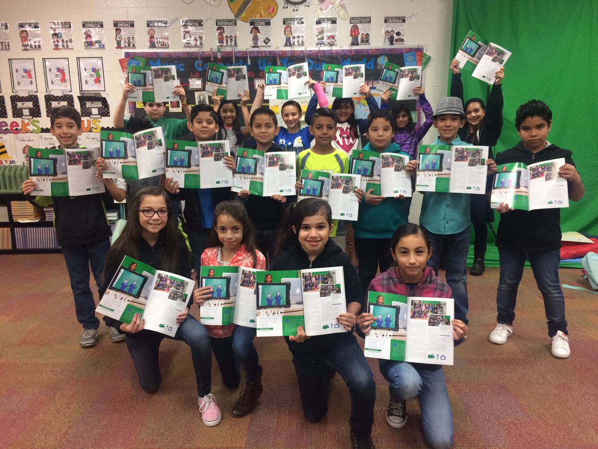 KViCStudentNews's tweet photo. @FieldsFalcons @KViCStudentNews are in print! @rgVisionMag 👍🏽📝📸 @McAllenISD @mcallenfinearts #studentjournalism #keepitrio https://t.co/tm90T1CIUd