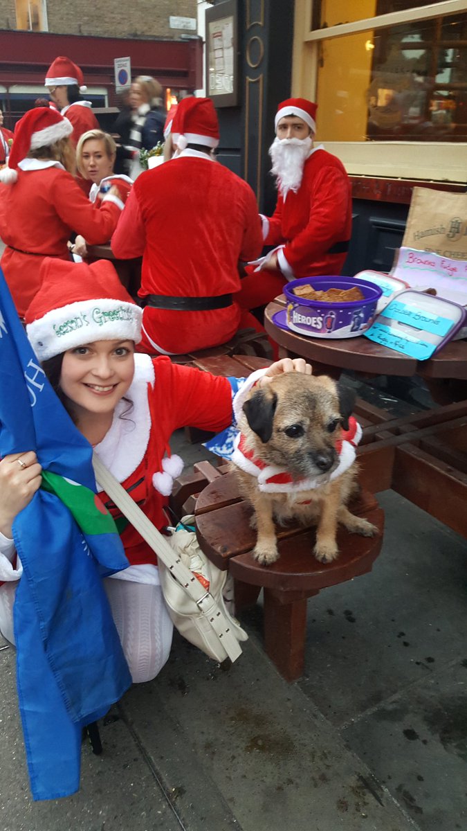 Santa, look out for #AdventureMabel and Ian's yummy brownies &amp; flapjacks. They are raising money for communities in Africa! #northldnSanta