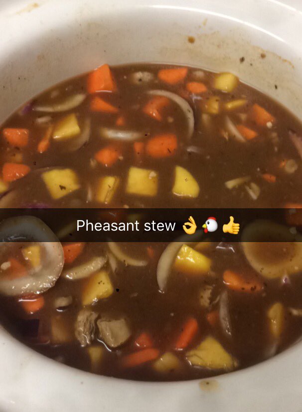 rob_doyle17's tweet photo. Tomorrow's dinner 👌 https://t.co/CtDJ38k924