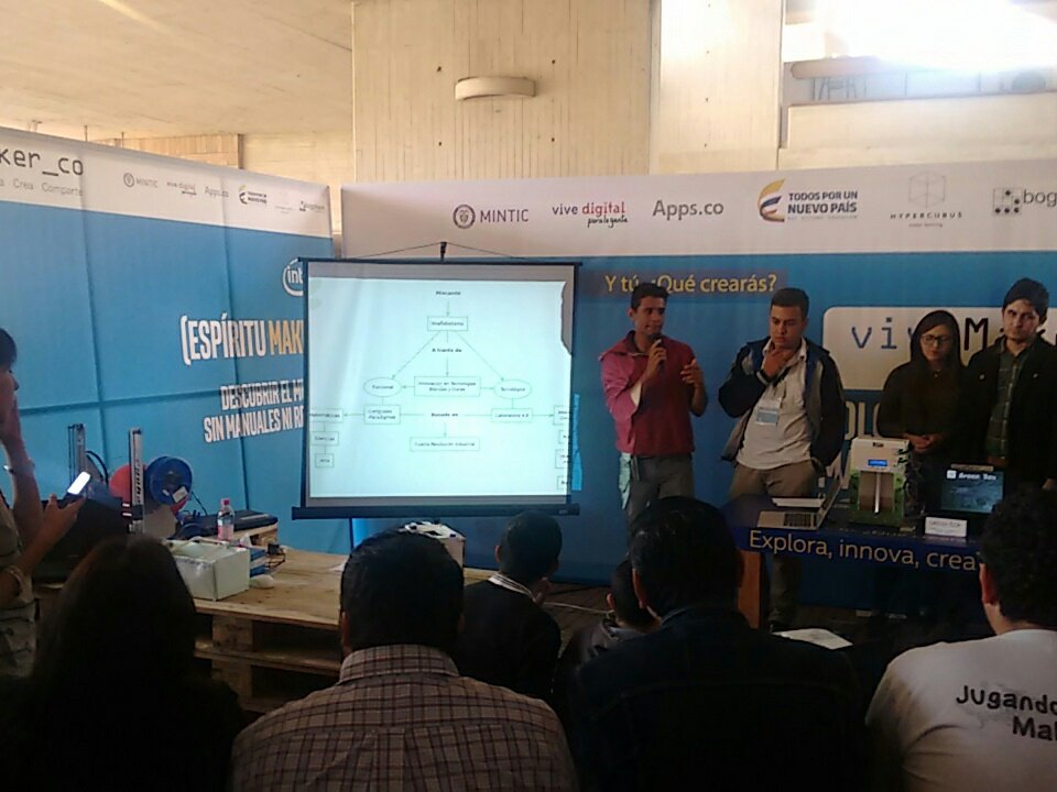 LAB101 UNAL - Innovación pública y govtech tweet media