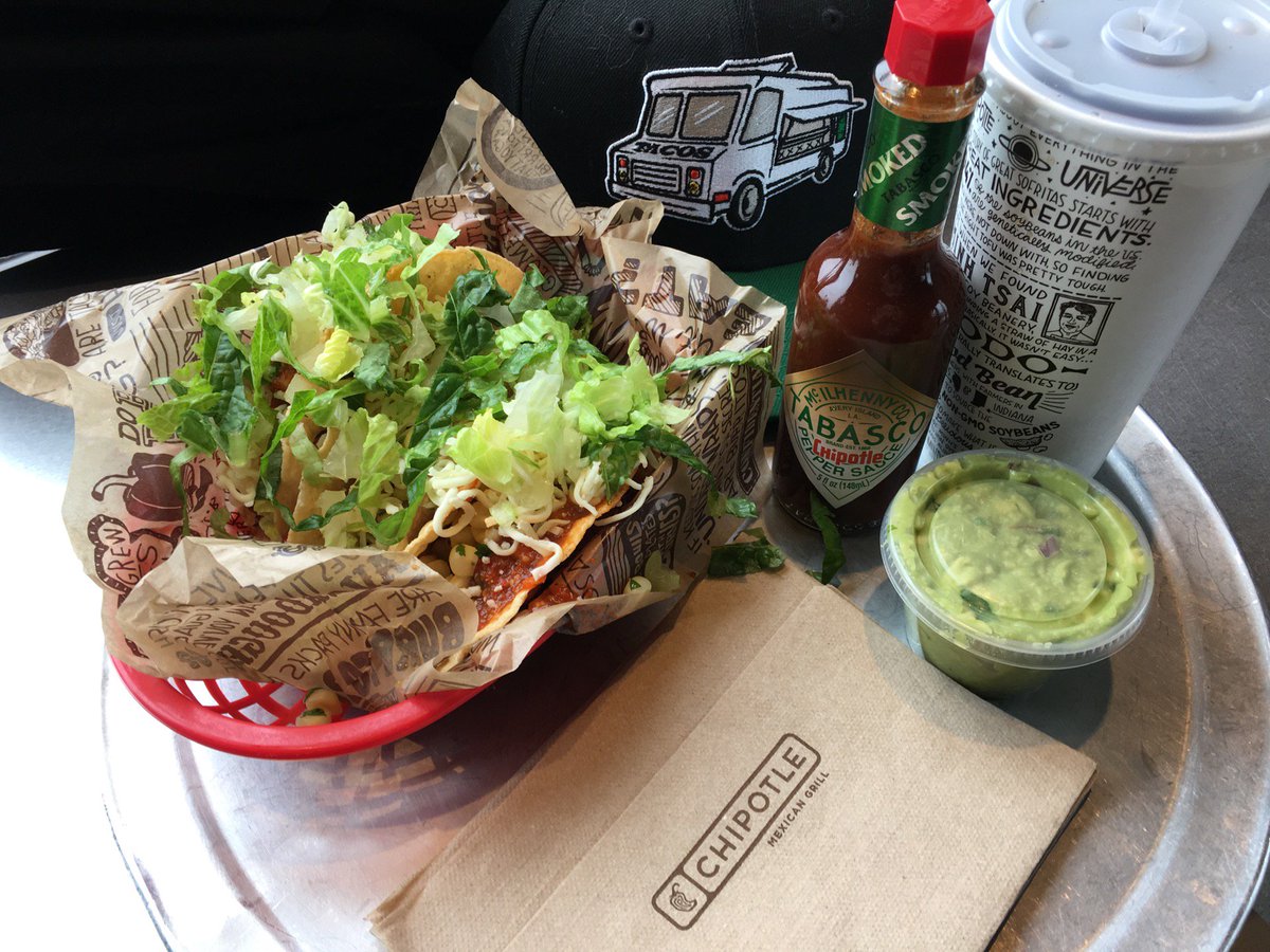 deftonesfreek's tweet image. #ChipotléIsMyLife ...because #tacos. #ComfortFood #Weekend #Chipotlé swarmapp.com/c/8BzUyhesvOc