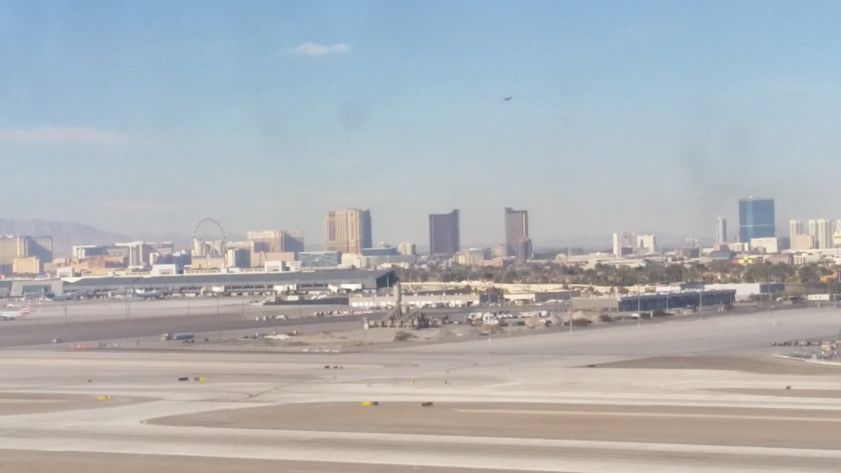 LadyWave4's tweet photo. Vegas, baby!! #ShallWeDance #ColgateOnIce #SWDOI https://t.co/gMM7WCt6Xf
