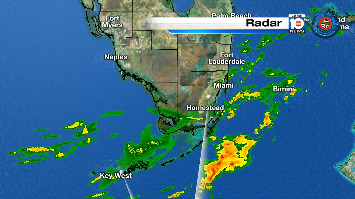 Gloomy and wet as rain continues to fall around South Florida. @TrentAricTV has your forecast 5, 6 and 11pm https://t.co/8oGK6nGoCq