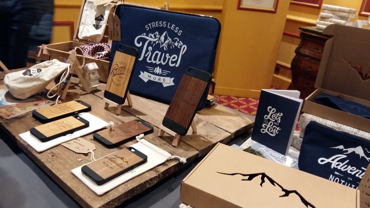 JusSanson's tweet photo. Très jolis produits exposés ce week end ! @enviedebleu @ladyharberton et Escapeforaventure des startups @Blanchemaille by @euratechnologie https://t.co/M7Y8UYiesz