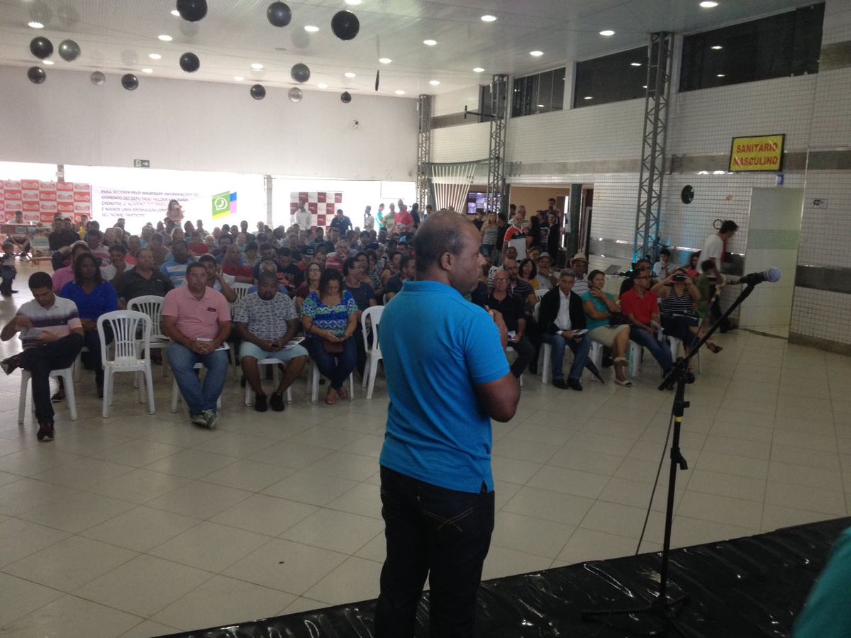 GilmarNoticias's tweet photo. Gilmar acompanhou a prestação de contas do dep. @heldersalomao, em Cariacica. O vereador parabenizou a iniciativa, realizada todos os anos. https://t.co/AgsJoFd0HA