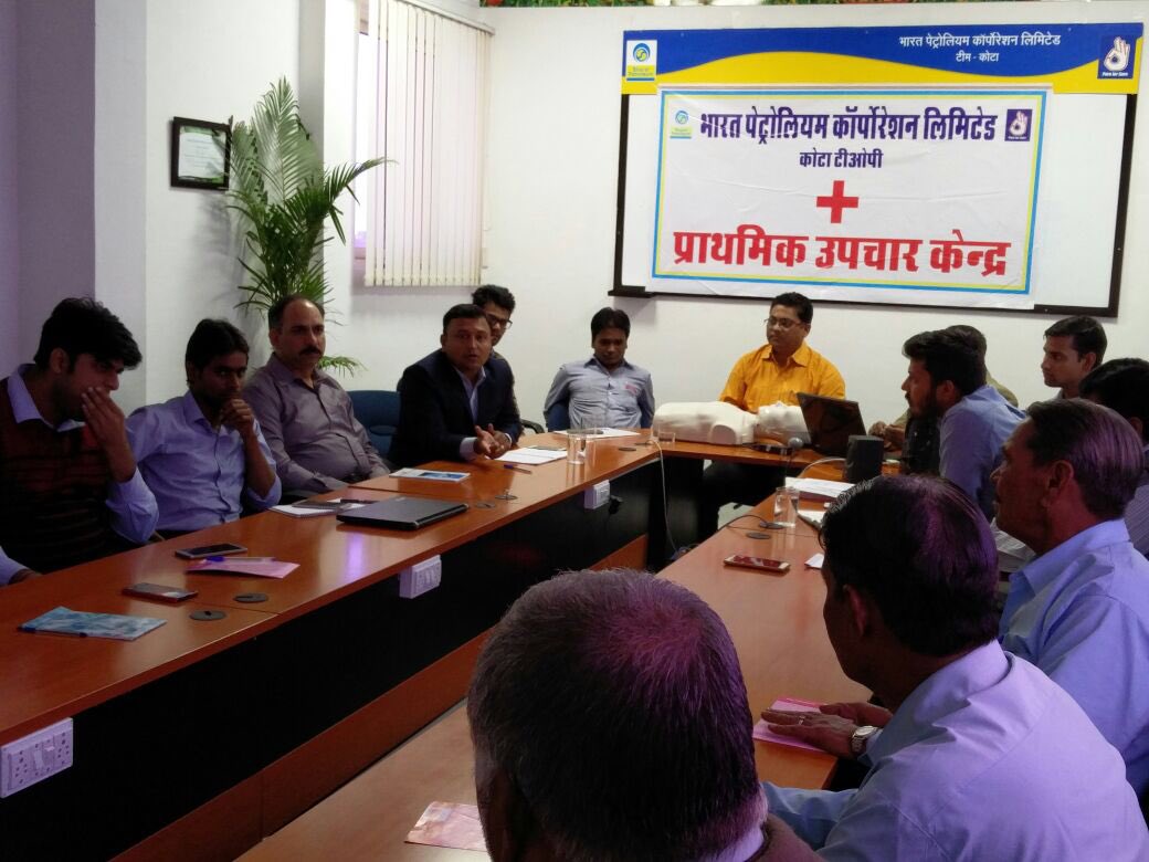 BPC_Mughalsarai's tweet photo. ⛑Safety First Safety Must: Today BPCL Kota TOP imparted training on First Aid for their staff.. https://t.co/aPw6SGwnrr