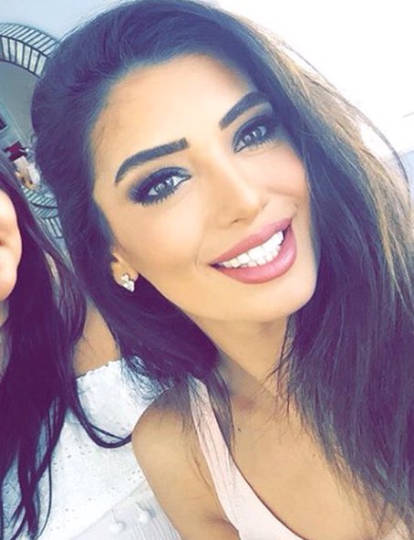 madeofgol's tweet photo. Lebanese women are on another level 😍 https://t.co/vS7o9YBxy2