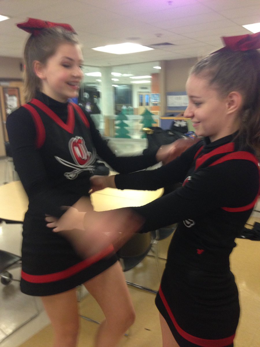 mpmegan_'s tweet image. Me: Man-
Mandy: -dy Slifee
Me: Koala?
#shesslimthick #firstcomp