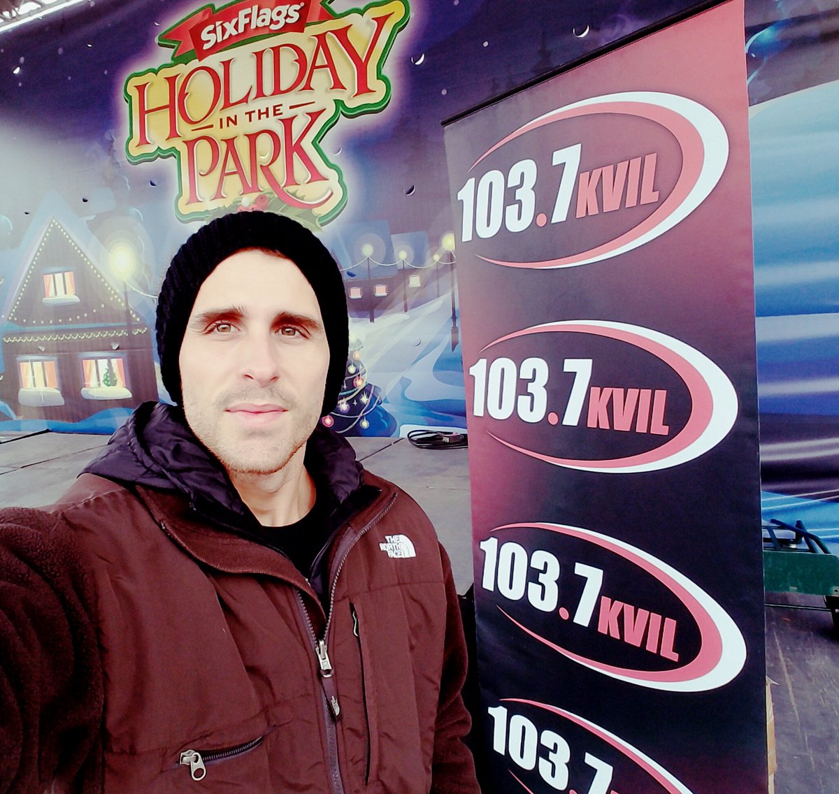 JTeespeak's tweet photo. Bundled up like #AChristmasStory ready to go LIVE w @TannerKloven on @MoreHits1037 frm @SixFlagsOverTX #HolidayInThePark #OnlyOverTX https://t.co/Kf9pXX28g3