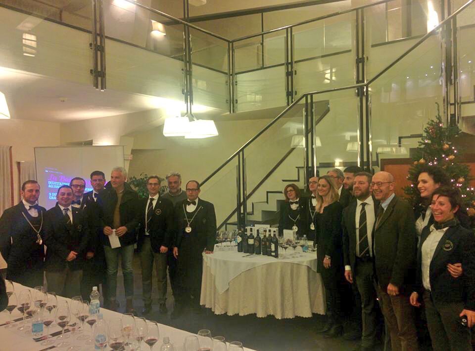 La Basilicata e' DOCG: <a href="/aisbasilicata/">AIS Basilicata</a> l'ha presentata in anteprima, con i produttori, in una degustazione speciale