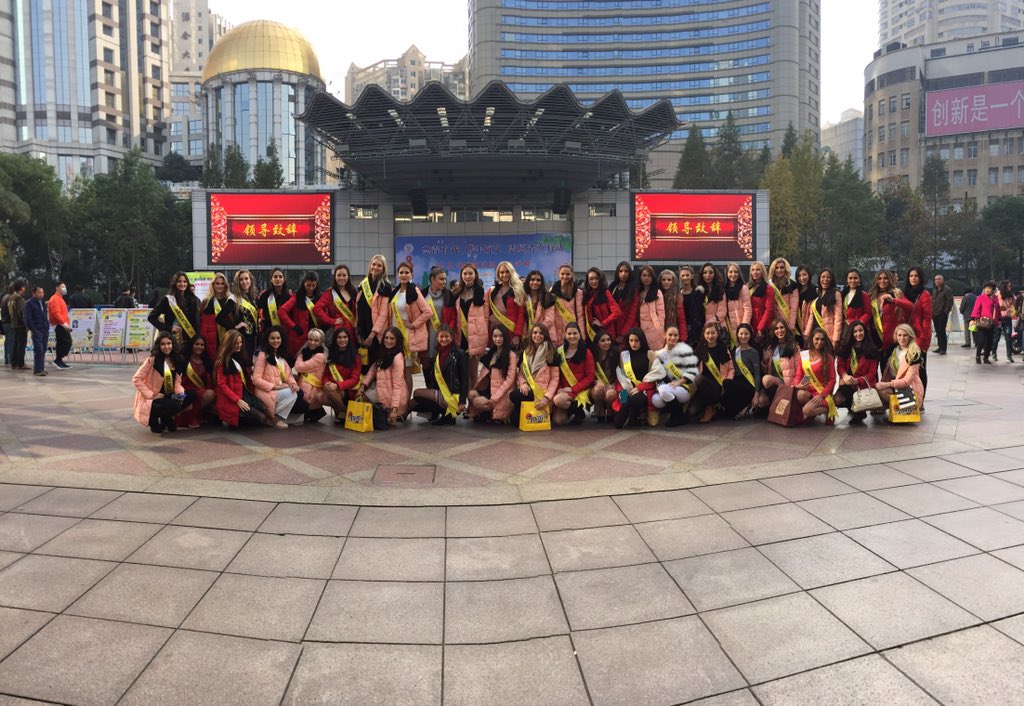 mtqtyi's tweet photo. Miss Tourism Queen of the Year International 2016 from 55 countries delegates are finally all here in Shanghai! https://t.co/VLjm4Tmx7I