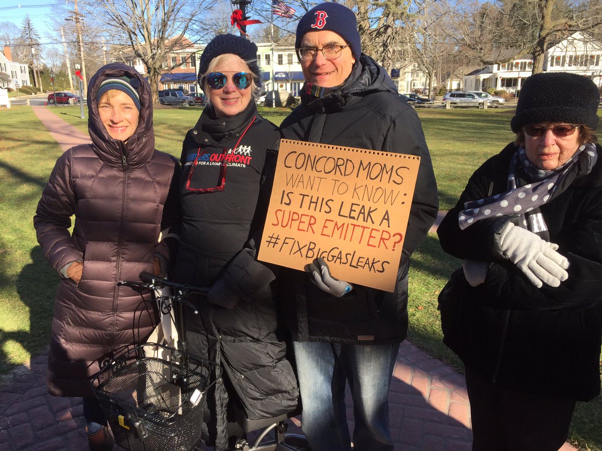 BouzhaCookman's tweet photo. Concord & Bedford supermoms /friends @MothersOutFront 2 tag 50 plus Bedford leaks #fixbiggasleaks @nationalgridus. Super-emitters? https://t.co/XOrY672XWl