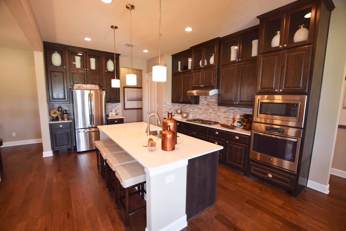 ArrowheadRofTX's tweet image. Comfort and elegance come together in this gorgeous Huntington floorplan. What do you like most about this space? #DrippingSprings