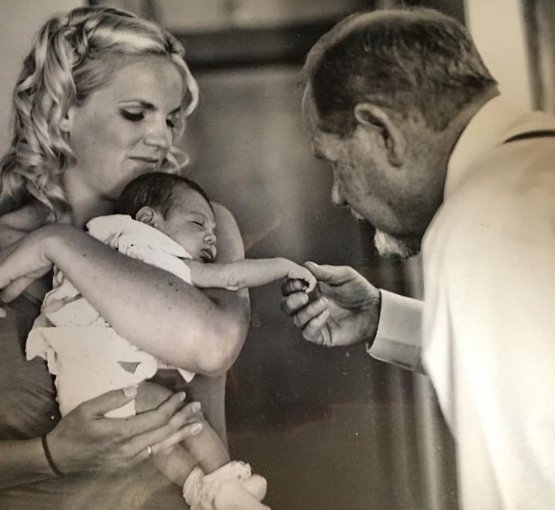 fm23's tweet photo. My friend #SteveForeman passed away. Only thing bigger than him was his heart and love of his Daughters and Grandchildren #Carlsbad #RIP https://t.co/kBvuu3FSam