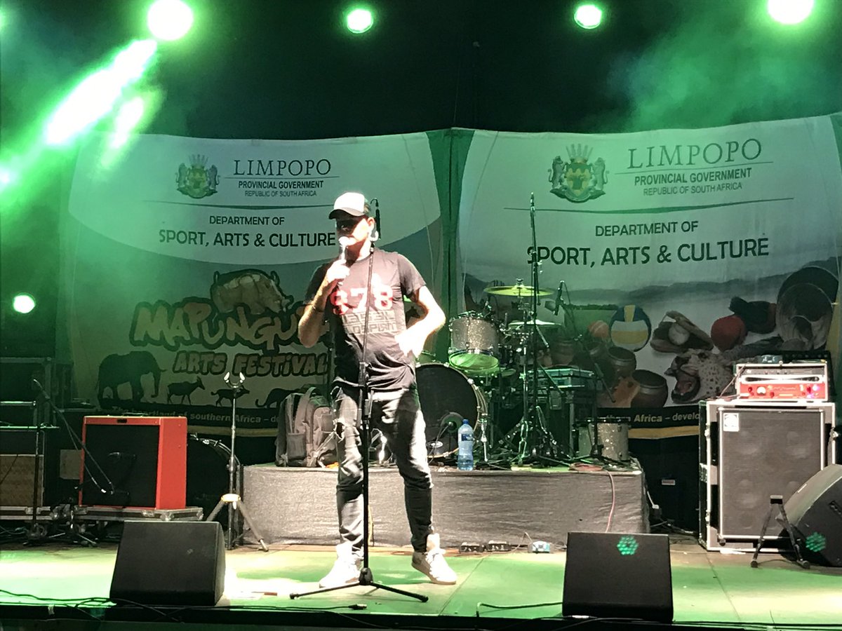 moloko_moloto's tweet photo. #Mapungubwe2016
#BushBraai @tp1_moloi https://t.co/rAHdcvEFNe