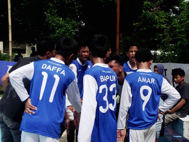 perkombfc's tweet photo. Untuk info sparing partner bisa menghubungi Bung Ardi (085693098239) dan Bung Agus (081284394383) #FORZAPERKOMB https://t.co/TeWKcFFzgy