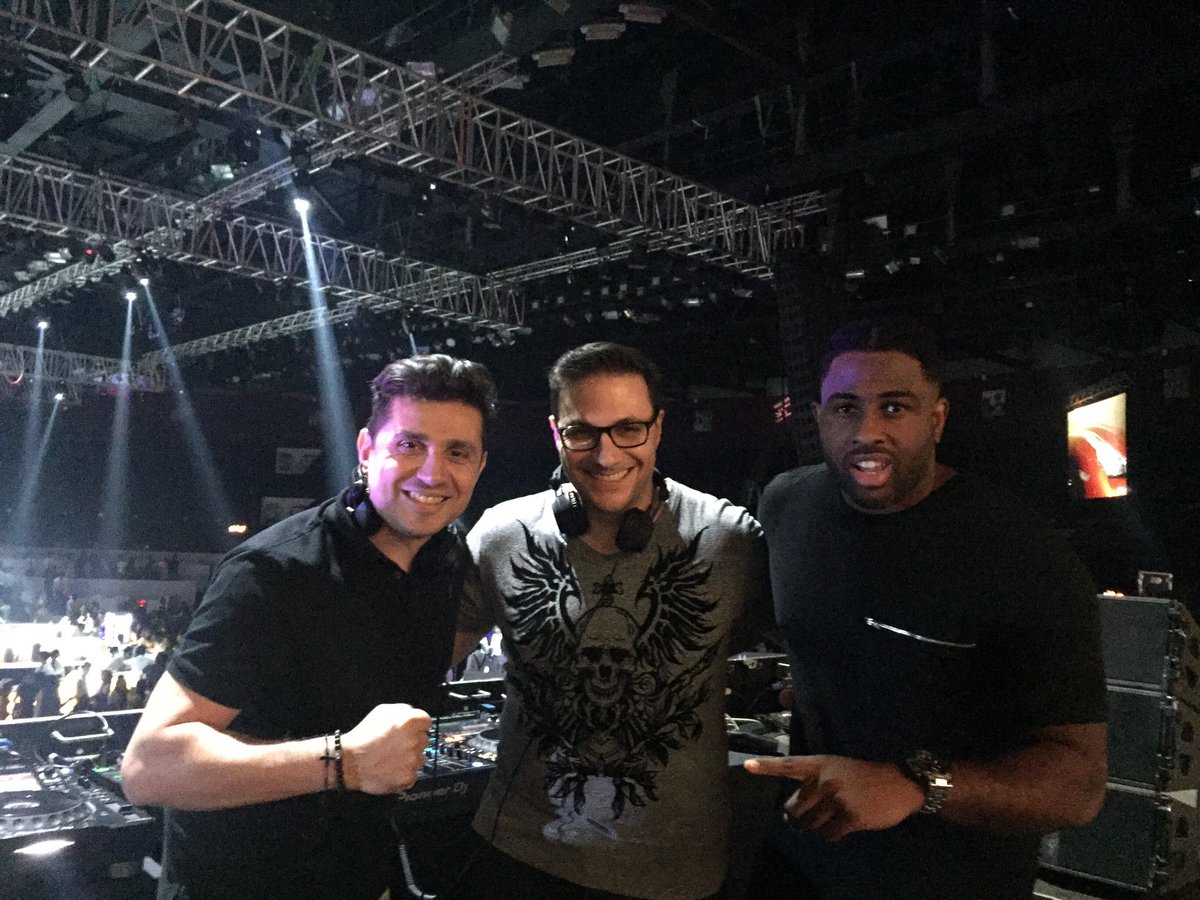 rumorpopup's tweet photo. @Anthonybassoulo @Devonkosoko  &amp; #DJAD  in the house! #Rumor #TheRealPopUp #TheWhiteDubaiEdition https://t.co/WXvsk44eN4