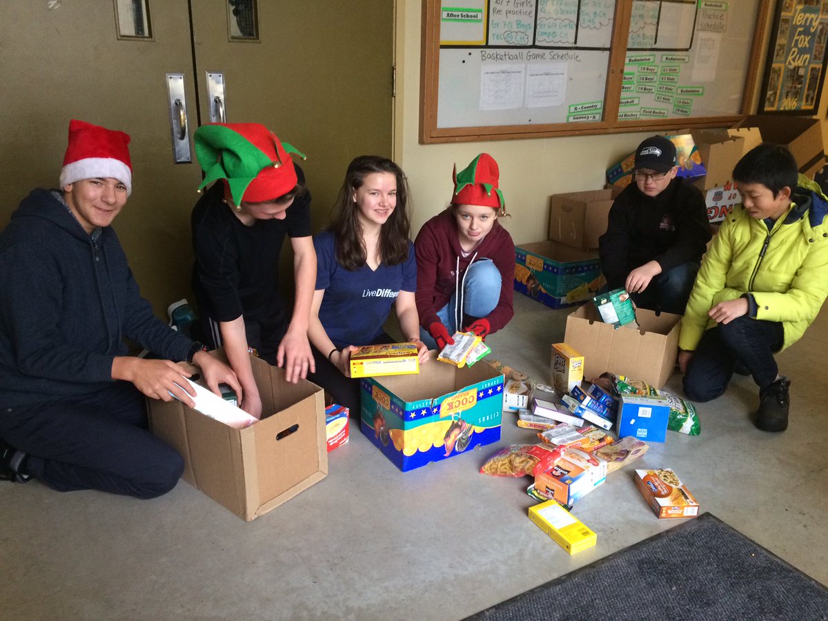 Thank you to our Cedar Hill community for the #generous food donations for the St. Vincent de Paul Society #HelpingUsHelpOthers #sd61learn