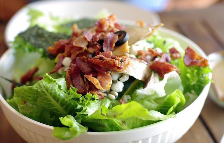 Shop discount supplements at California store pickvitamin.com