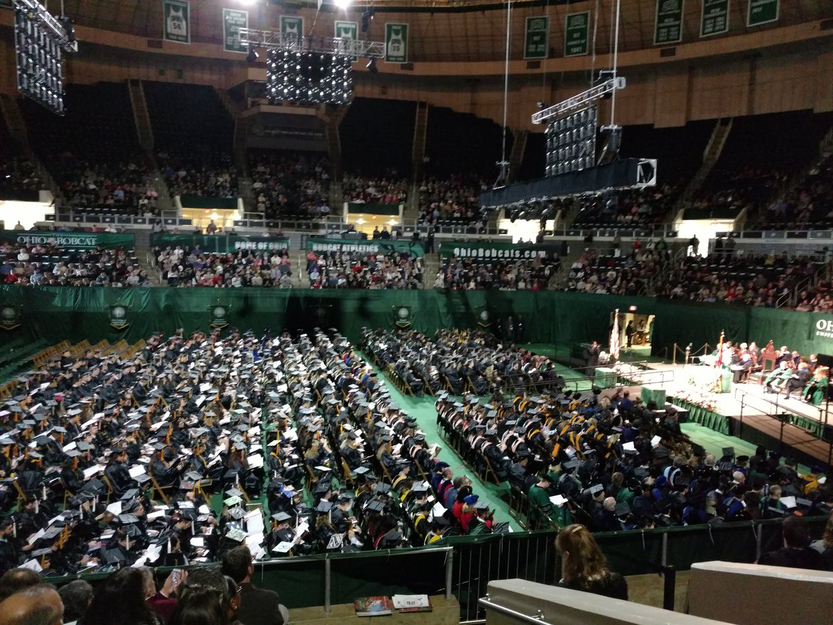 OHIO_President's tweet photo. President McDavis takes the stage to address the graduating class. #OhioGrad2016 https://t.co/JqI3axLVZd