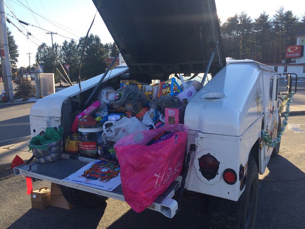 SheriffClark's tweet photo. Filling up! Thanks to all that donated toys and cash. https://t.co/A17pkODgrN