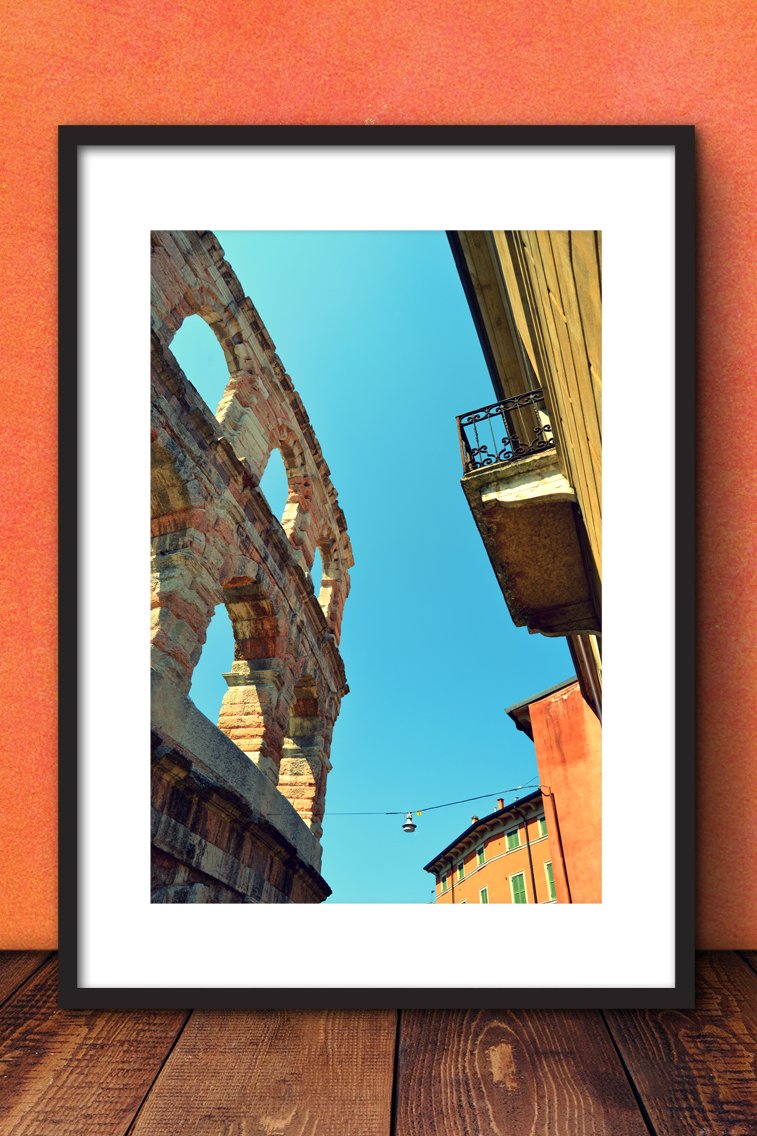 TrekSupport's tweet image. Stunning turquoise Italian sky! dlvr.it/MryYrZ #Verona #photography #fineart #art #architecture #print @Etsy