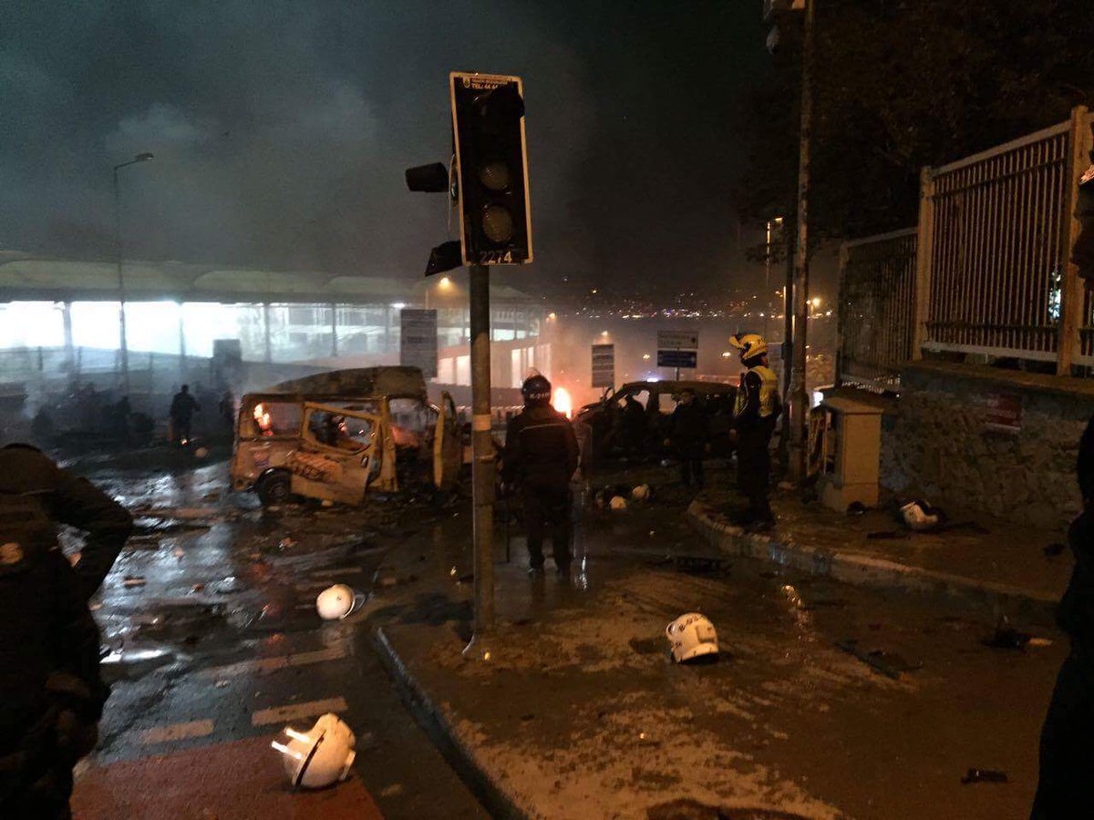 aslihanya's tweet photo. Can kaybı olmasın lütfen herkes evine sağ sağlim dönsün 😔 https://t.co/WhrWERvc6v
