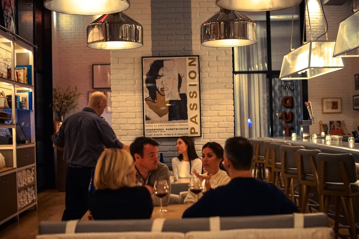 The Dutch tweet media