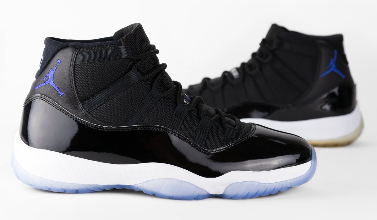 goat jordan 11 space jam