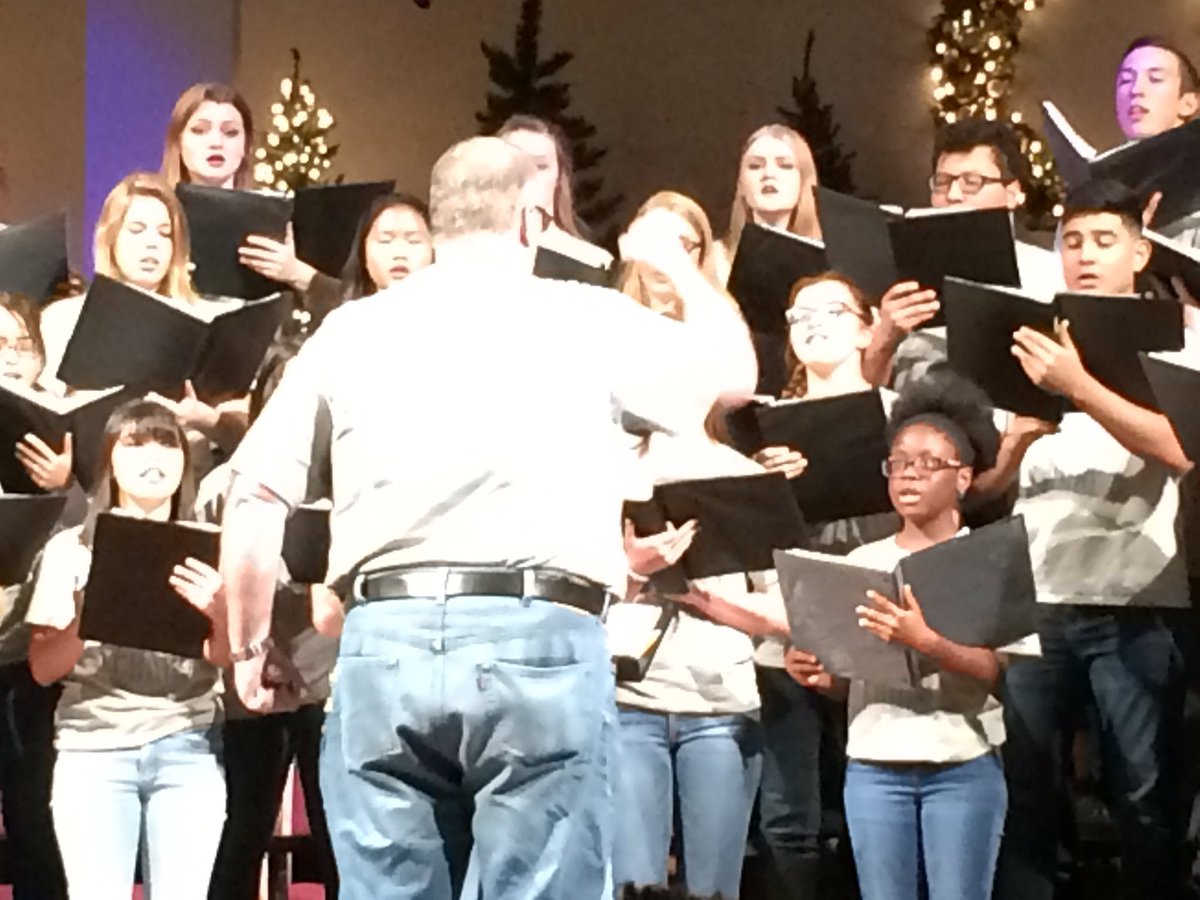 AssessmentLwisd's tweet photo. Enjoyed Sounds of the Season w/ LWHS Varsity Chorale &amp; Harmonix! Represented LW with amazing style! #lwisdbelieve https://t.co/udl0dDP4qE