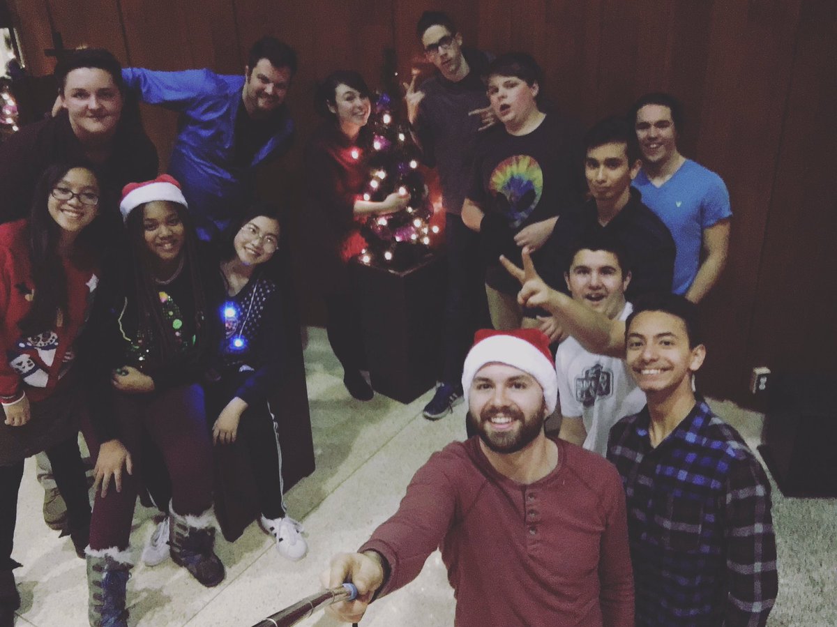 StAlphonsYouth's tweet photo. Merry Christmas from everyone at #lifeteen ! https://t.co/4Qbv2m0SSg