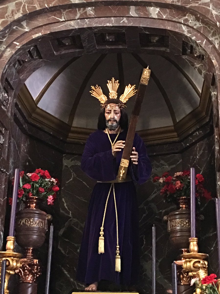 Desde la <a href="/HdadLosMoraos/">Hermandad Los Moraos</a> mostramos nuestras mas solemnes condolencias a la @Hdad_SanPablo y a los familiares.