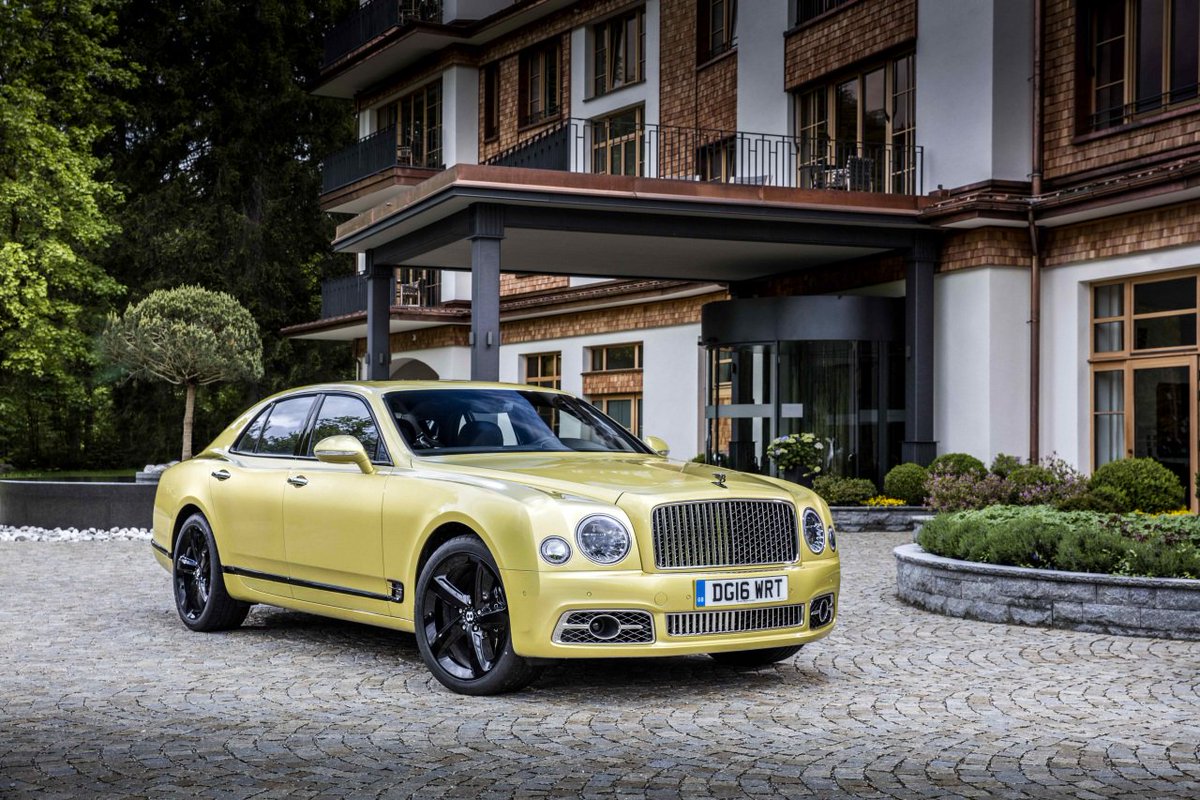 Bentley 2016 Mulsanne Speed Yellow