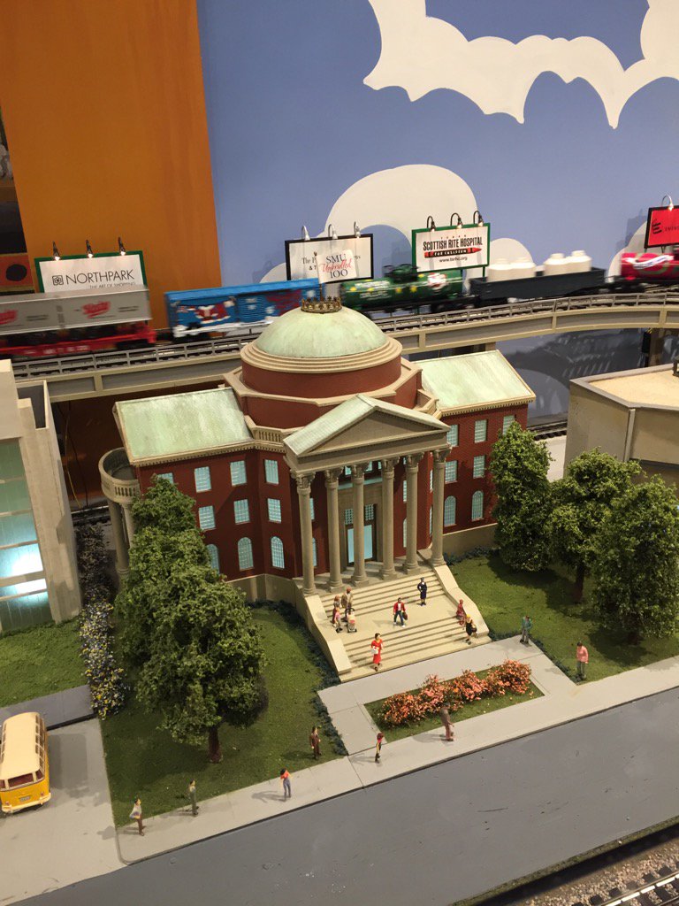 Spotted <a href="/northparkcenter/">NorthPark Center</a>: <a href="/SMU/">SMU</a> 's iconic #DallasHall in the #NorthParkTrains display. ❤️