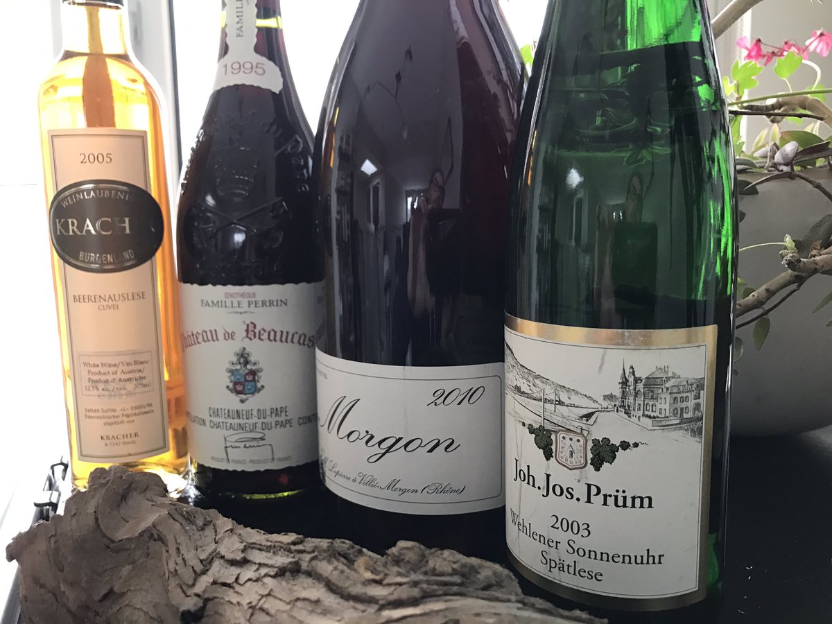 'Tis the season to raid the wine fridge and pull corks with friends. #winelover
