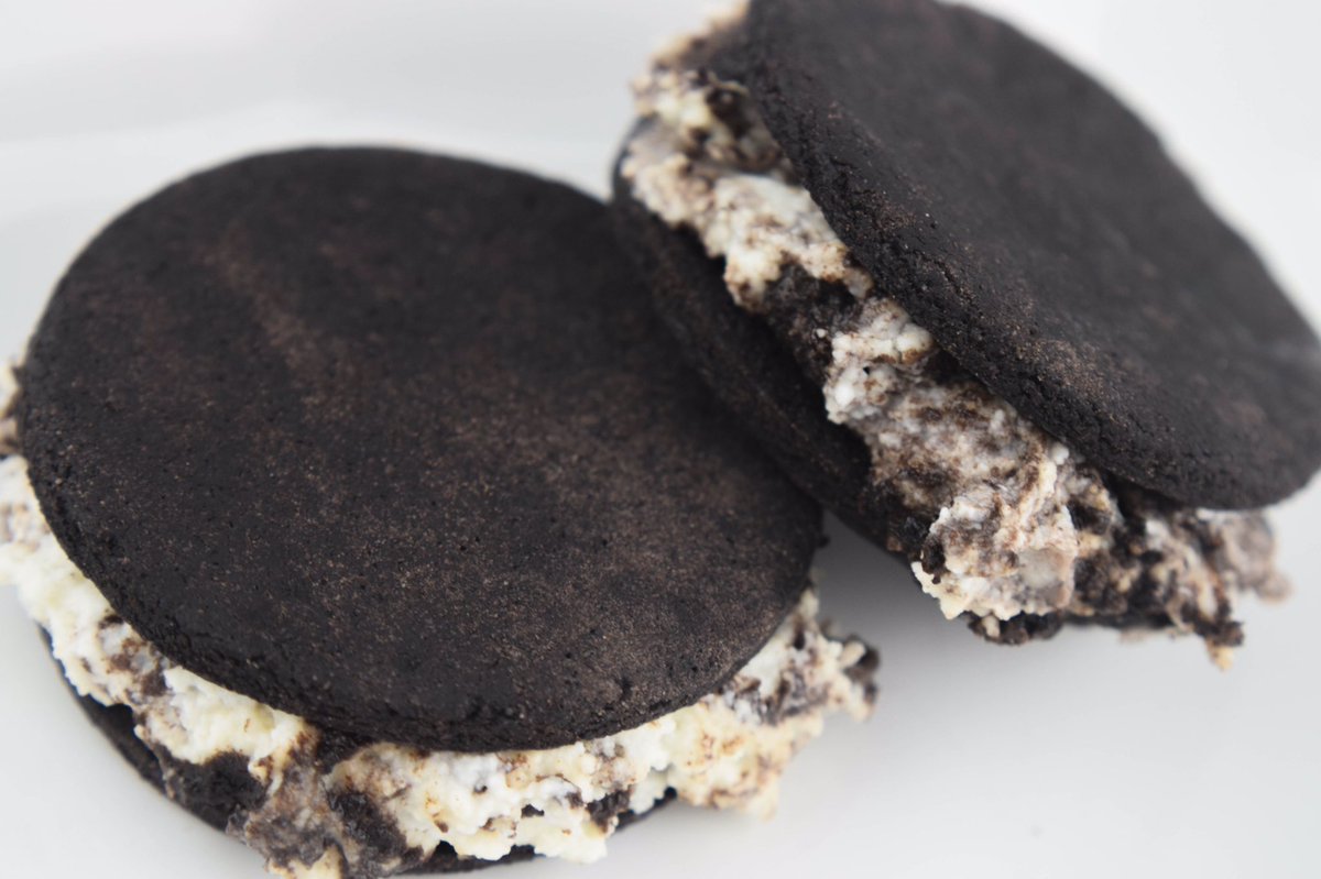 XFactorMeals's tweet photo. Containing 15 grams of protein per serving these protein infused Oreos make a great treat for those of you with a sweet-tooth. https://t.co/AkrcNt7mO7