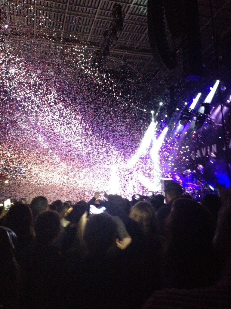 Great show from #GavinJames last night in #3arena