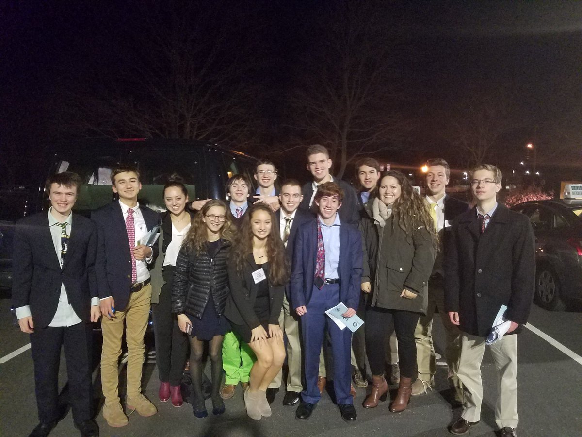 DuxModelUN's tweet image. #Agame