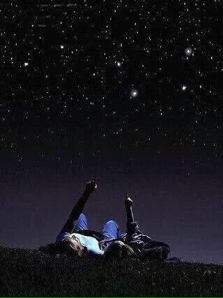 __Lxst's tweet image. find someone who appreciates the stars as much as you do